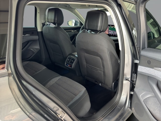 Skoda Superb 2.0 TDI Combi