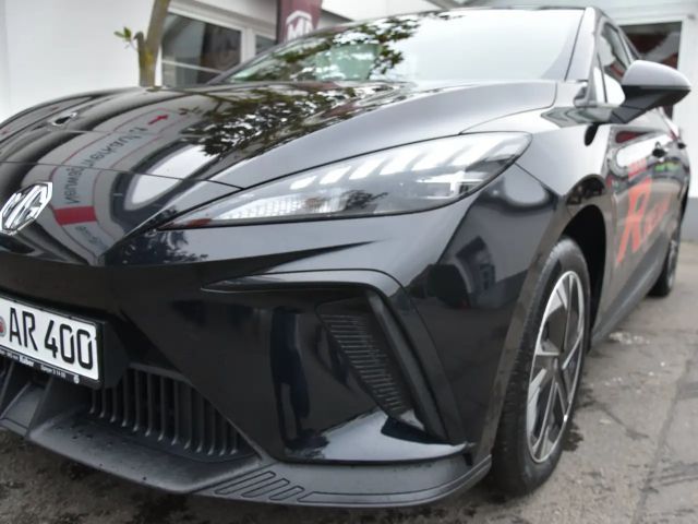 MG MG4 51 kWh 64 kWh Luxury