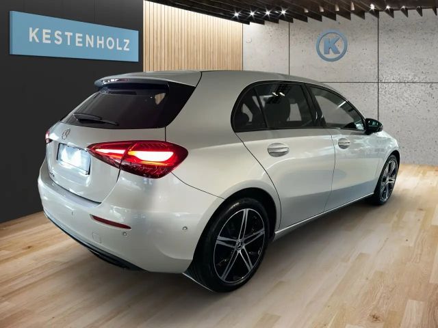 Mercedes-Benz A 200 A 200 d Progressive