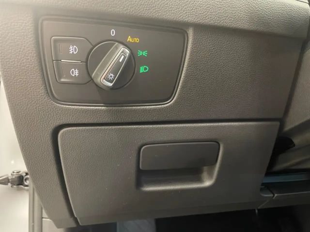 Volkswagen Passat 1.5 TSI Business Variant