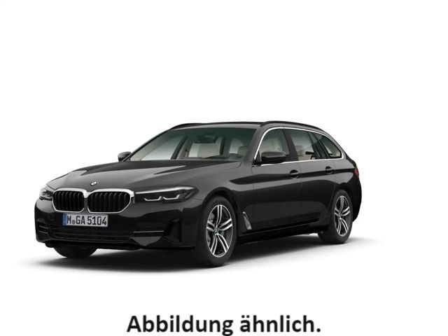 BMW 530 530d Luxury Line Touring xDrive