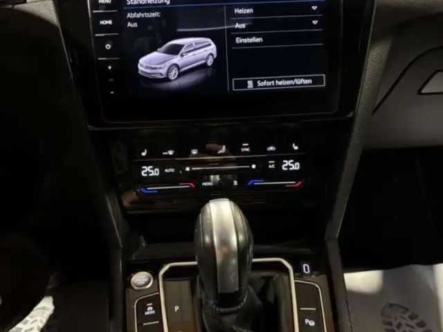 Volkswagen Passat Elegance Elegance