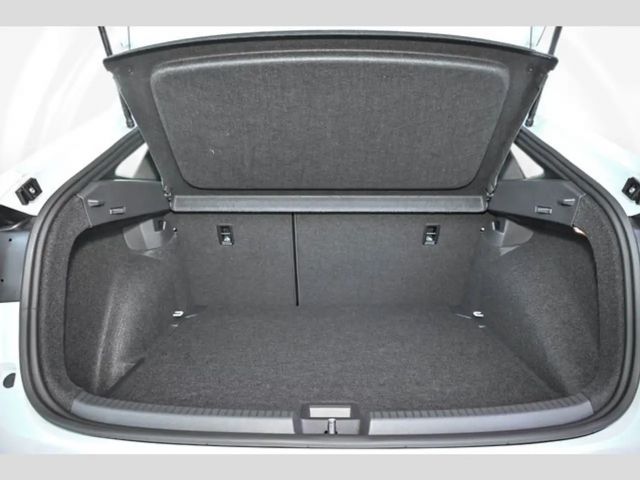 Volkswagen Taigo 1.0 TSI DSG R-Line