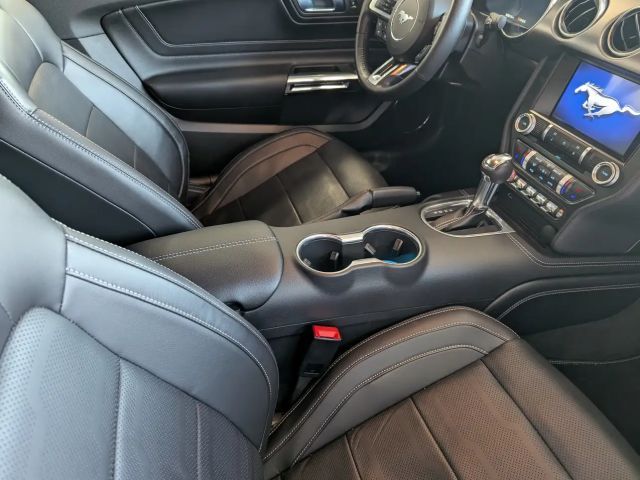 Ford Mustang Convertible GT 5.0 V8