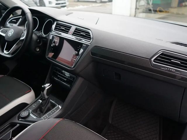 Volkswagen Tiguan 2.0 TSI 4Motion Sport