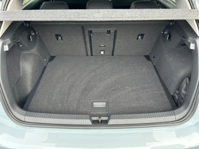 Volkswagen Golf 1.5 TSI Golf VIII