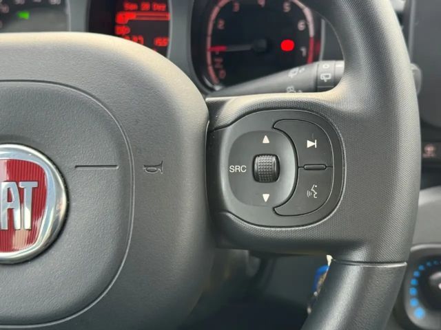 Fiat Panda +5SITZER+ALLWETTER+KLIMA+BLUETOOTH+DAB+