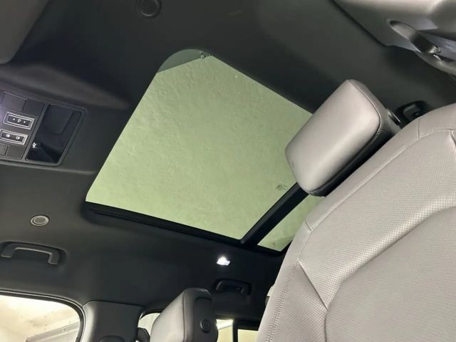 Land Rover Defender 110 Dynamic HSE