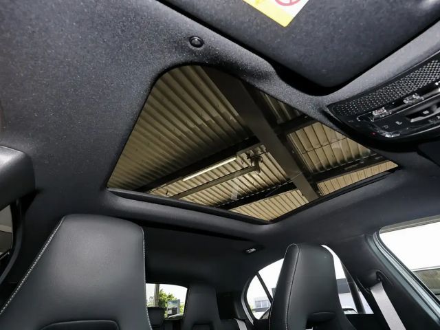 Mercedes-Benz A 200 AMG Line