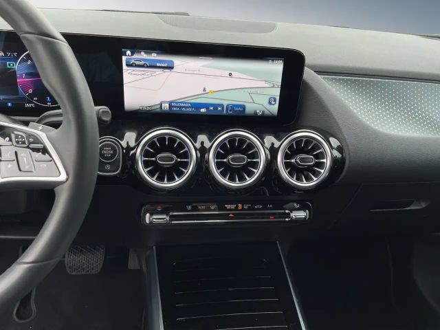 Mercedes-Benz GLA 200 GLA 200 d Progressive