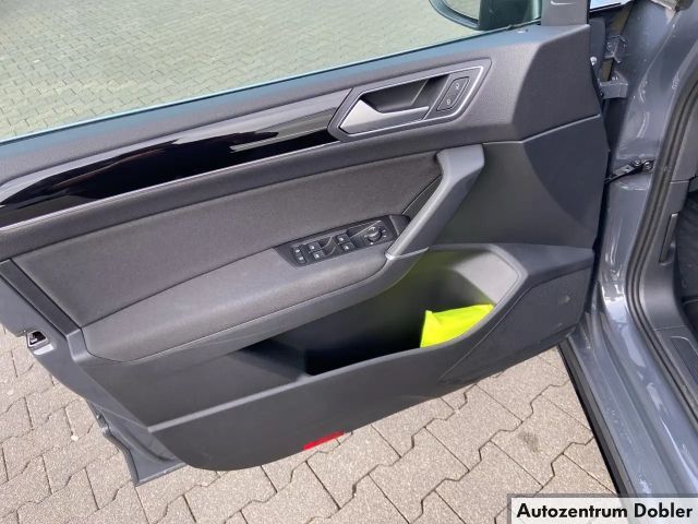 Volkswagen Touran Highline R-Line