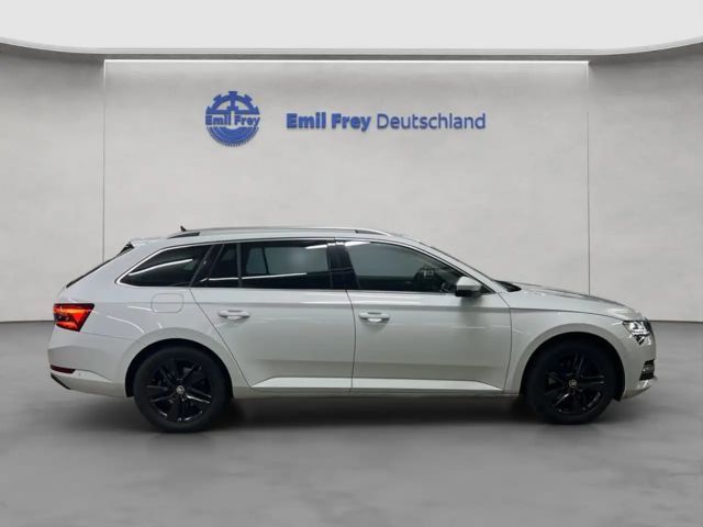 Skoda Superb 2.0 TDI Combi Style Style