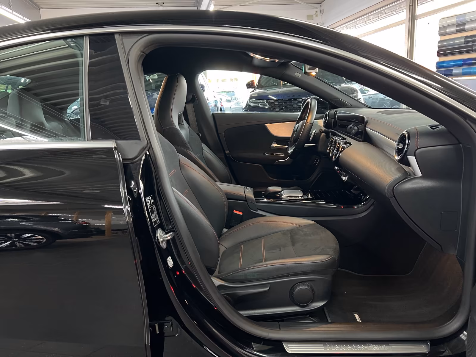 Mercedes-Benz CLA 200 AMG Line