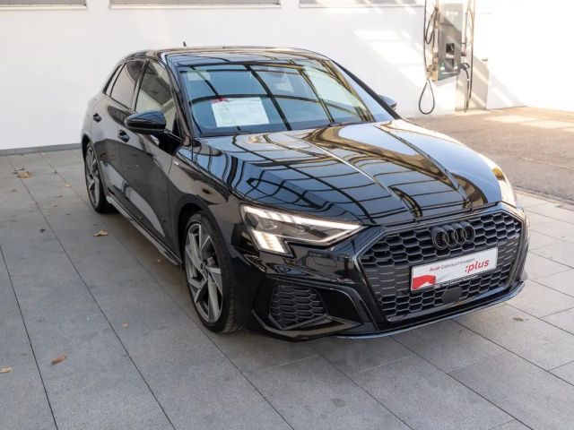 Audi A3 35 TFSI S-Line Sedan Sportback