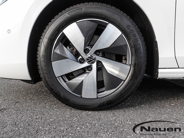 Volkswagen Passat 1.5 eTSI Business DSG