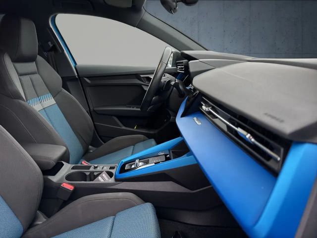 Audi A3 45 TFSI Hybride S-Line Sedan