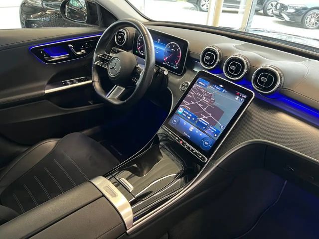 Mercedes-Benz C 220 AMG Line C 220 d Sedan