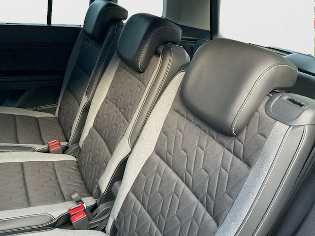 Volkswagen Touran 1.5 TSI DSG