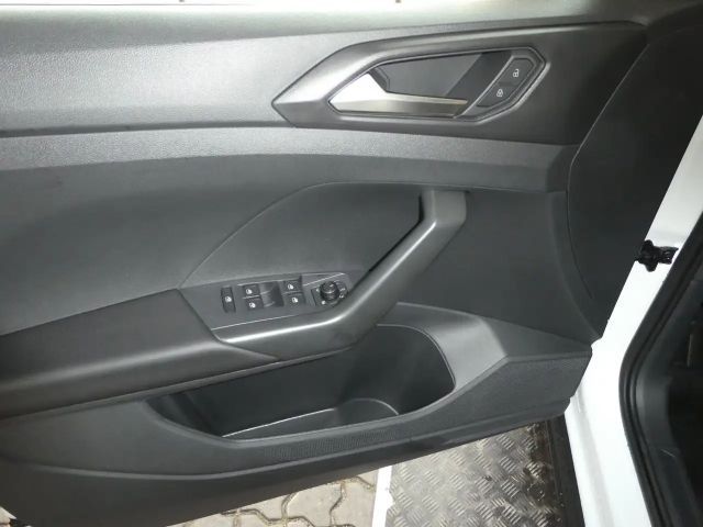 Volkswagen T-Cross 4Me TSI