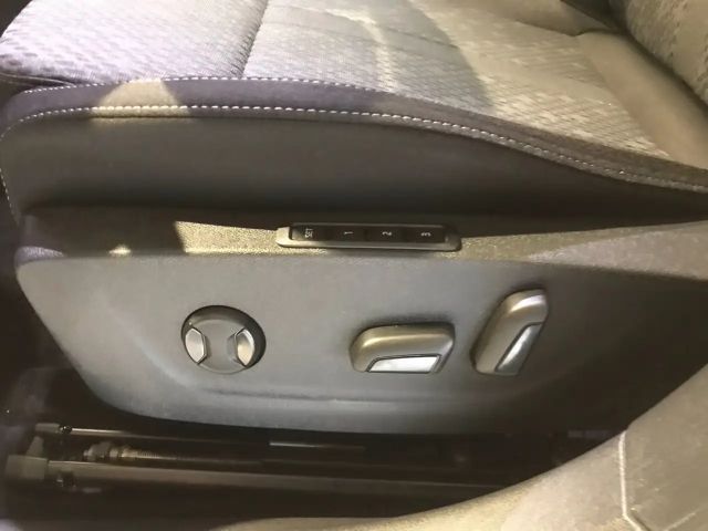 Skoda Octavia 2.0 TDI Combi Style Style