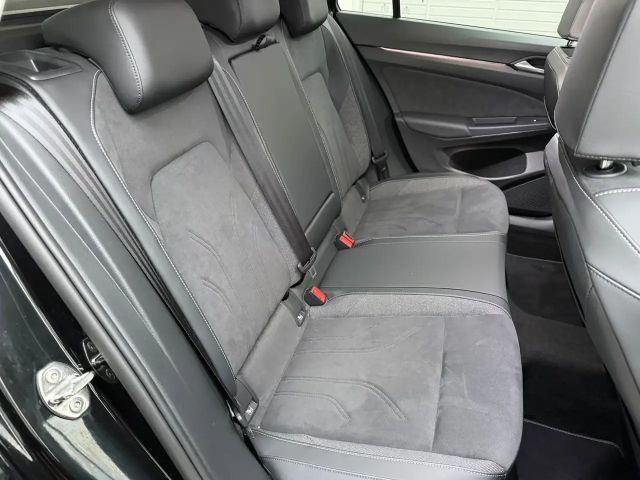 Volkswagen Golf DSG Life Variant