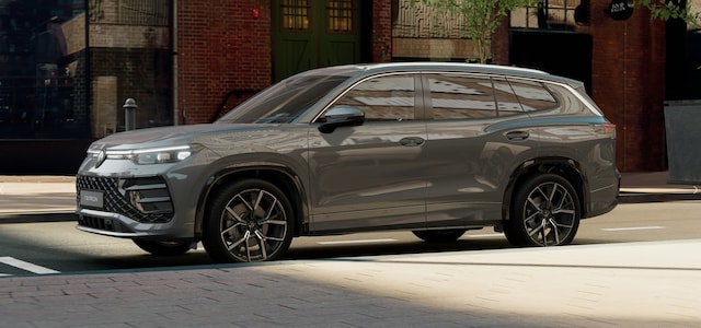 Volkswagen Tayron Tayron 2.0 TDI DSG 4M R-Line MATRIX STANDHZG PA...