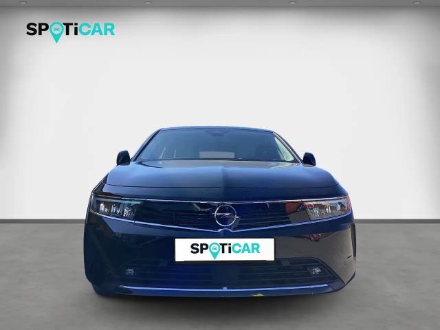 Opel Astra Elegance Hybrid Innovation