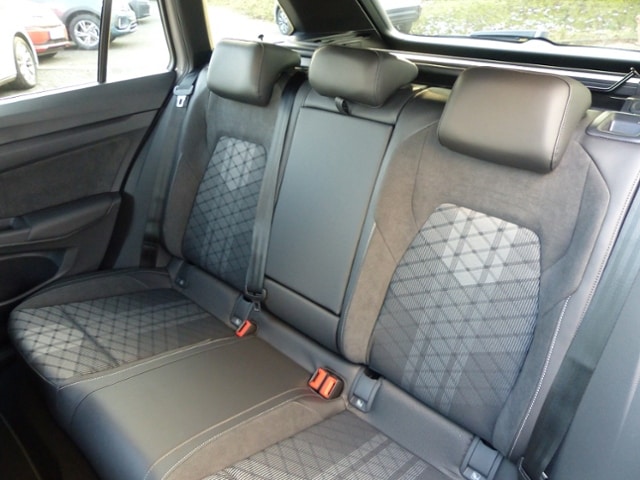 Volkswagen Golf 2.0 TDI DSG Variant