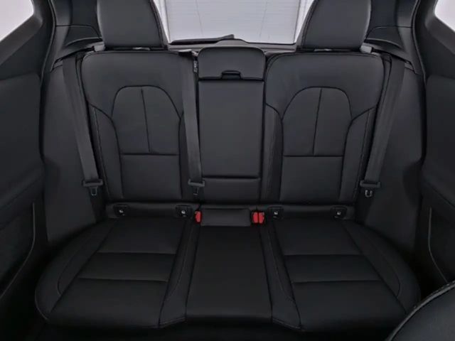 Volvo XC40 Dark Plus