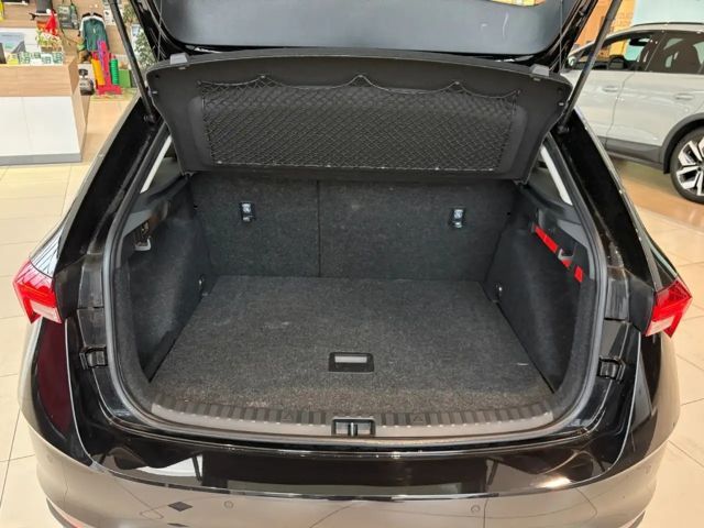 Skoda Scala Essence AHK-klappbar Digitales Cockpit LED Sperrdi