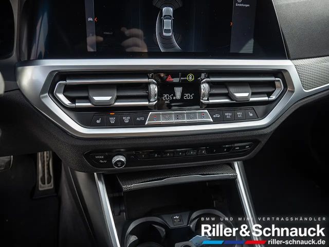 BMW 330 330d M-Sport Sedan