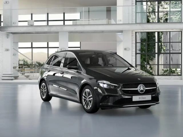 Mercedes-Benz B 200 Sedan