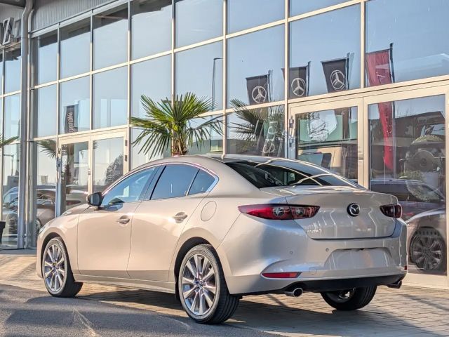 Mazda 3 Exclusive-line