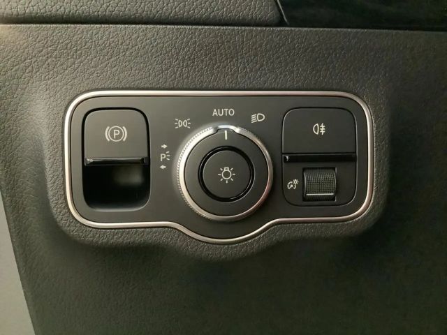 Mercedes-Benz GLA 220 4MATIC