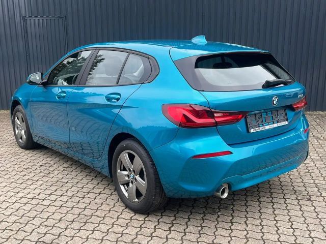 BMW 116 116i 5-deurs Sedan