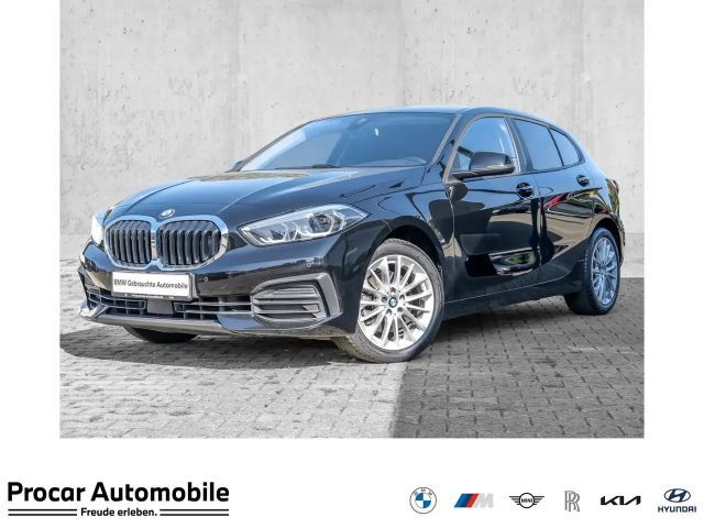 BMW 118 118d 5-deurs Advantage pakket Sedan
