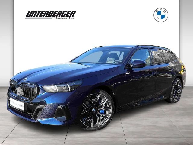BMW 540 540d M-Sport Touring xDrive