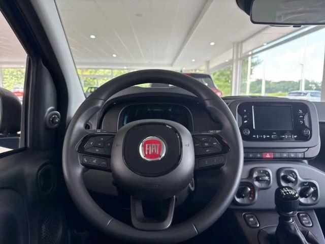 Fiat Panda DAB Spurhalteass. Verkehrszeichenerk. Notbremsass.