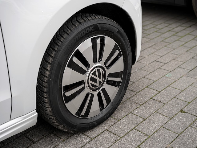 Volkswagen e-up! Plus Style