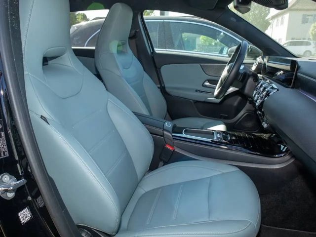 Mercedes-Benz A 200 Progressive