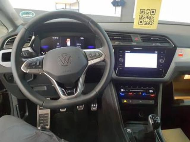 Volkswagen Touran 1.5 TSI