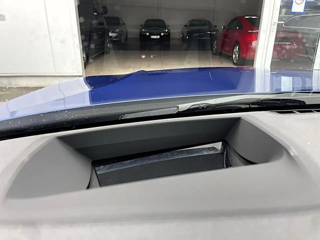 BMW 330 330e M-Sport Touring xDrive