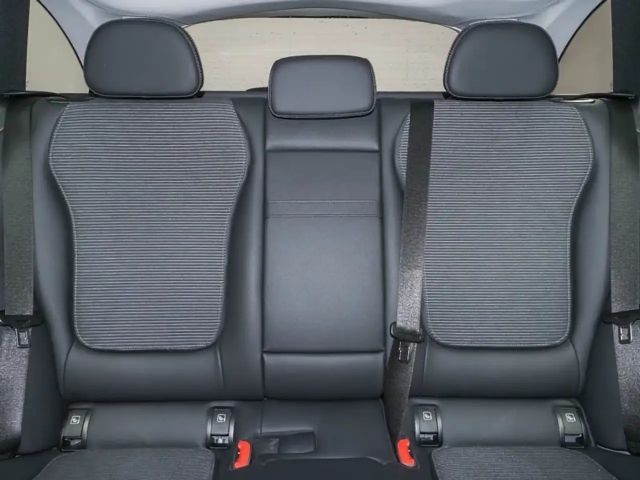 Mercedes-Benz C 180 AVANTGARDE Estate