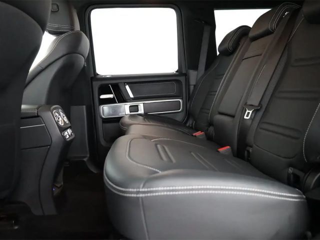 Mercedes-Benz G 450 450d 4MATIC