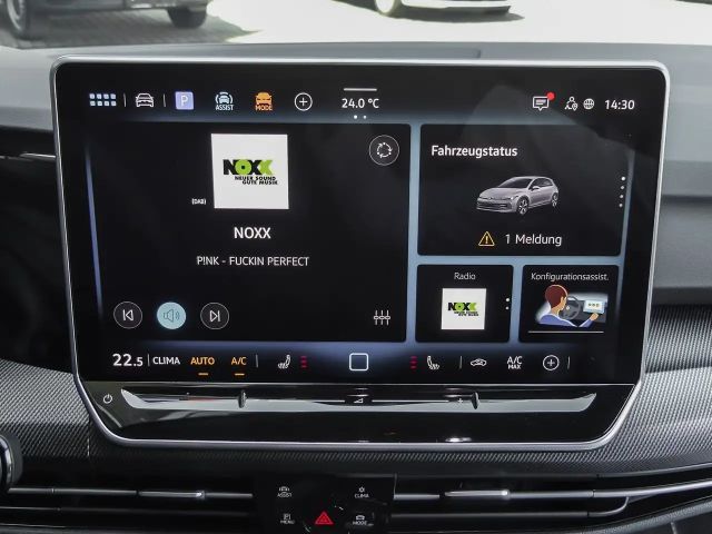 Volkswagen Golf 1.5 eTSI DSG Golf VIII R-Line