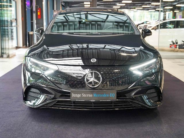 Mercedes-Benz EQE 300 Sedan