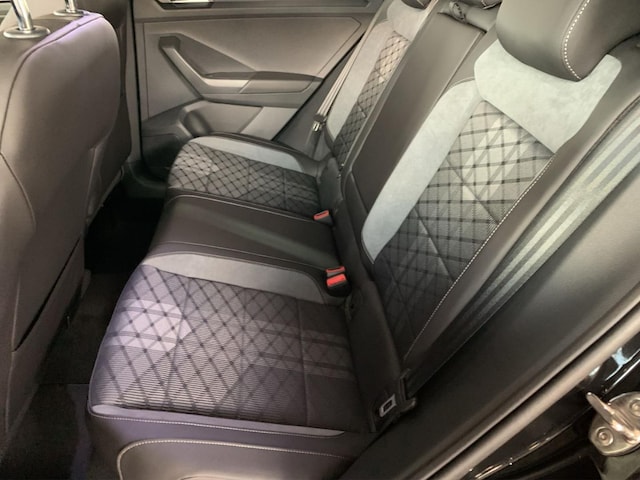 Volkswagen T-Roc 1.5 TSI R-Line