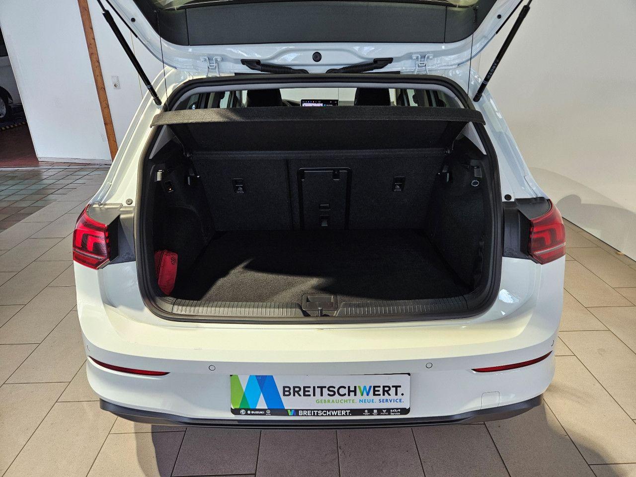 Volkswagen Golf 1.5 eTSI DSG Life