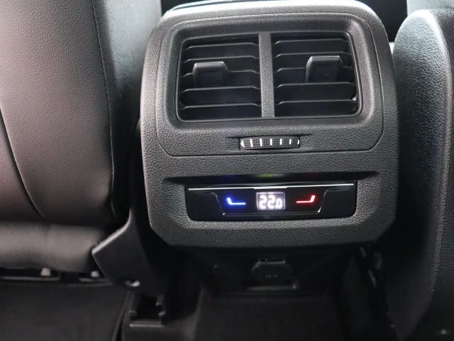 Volkswagen Touran DSG R-Line