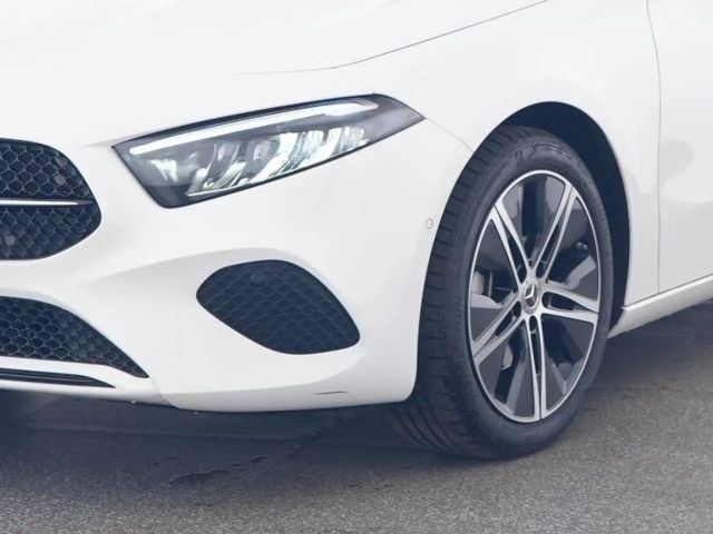 Mercedes-Benz A 180 , Night-Paket, 7G-DCT, Progr. Advanced, Winter-...